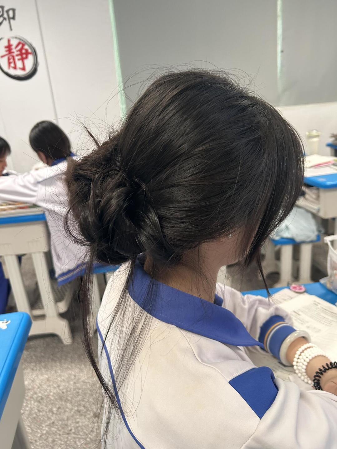 新生军训开场:暴汗也不垮的发型有3个标准,附一份百元内清单