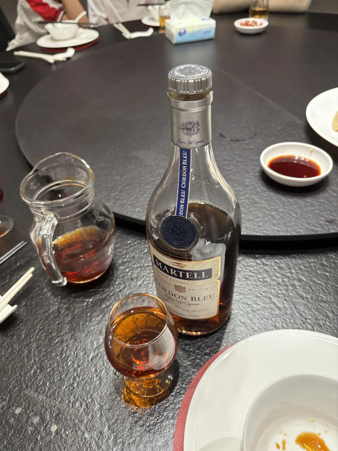 回收店报950,行情表写630:中秋前22天,家里那瓶马爹利蓝带到底该不该出手