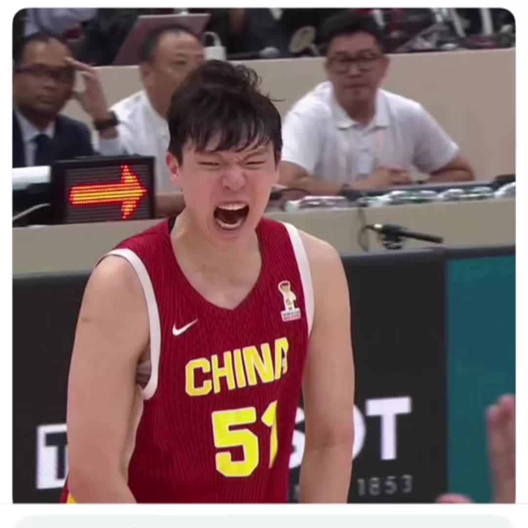 绝杀之后他选了冷板凳：杨瀚森放弃4场世预赛回波特兰，NBA二年级窗口期为什么比亚洲高光更值钱