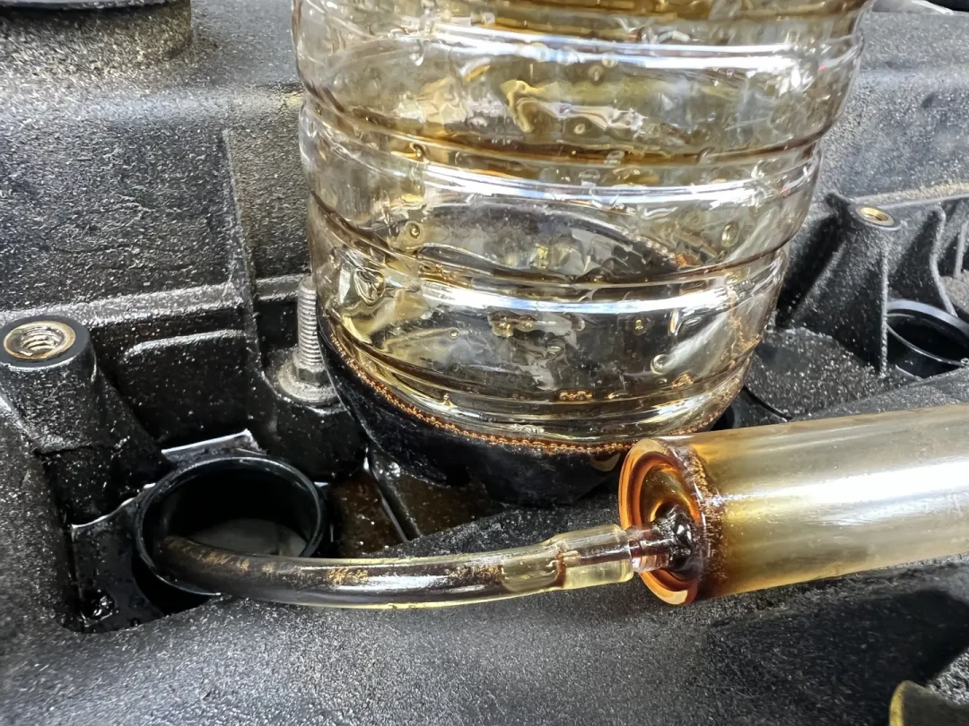 火花塞被机油泡了,换不换?大众这批发动机,漏油点根本不在火花塞上