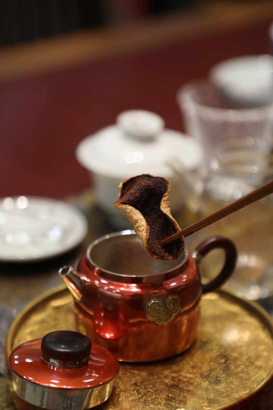 鉴别教程也成了套路的一部分：陈皮打假一年后，买家真正该看的只剩三件事