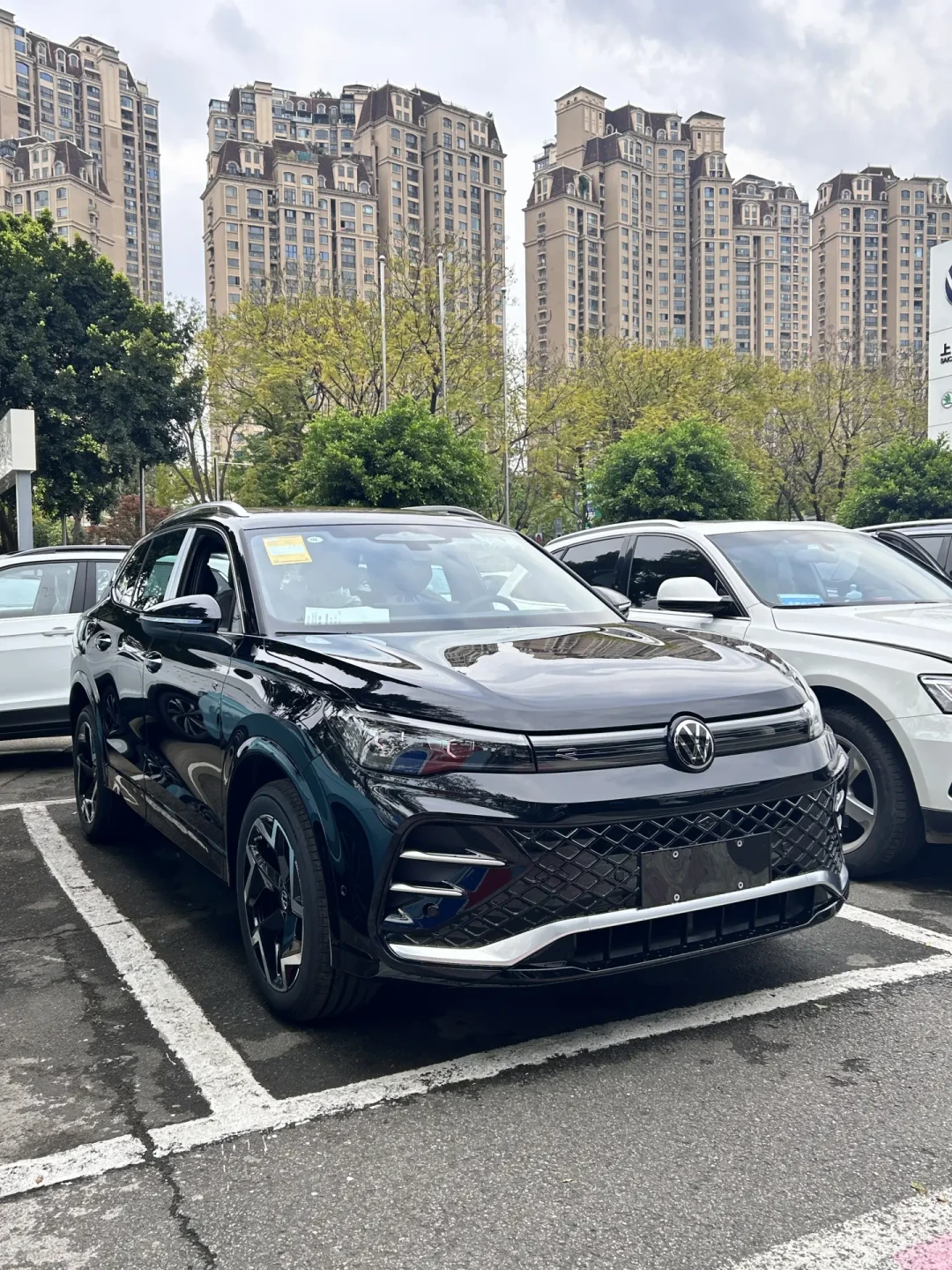2027款帕萨特Pro一口价13.99万上市:老款清库只要12.85万,这1.14万差价到底买了什么