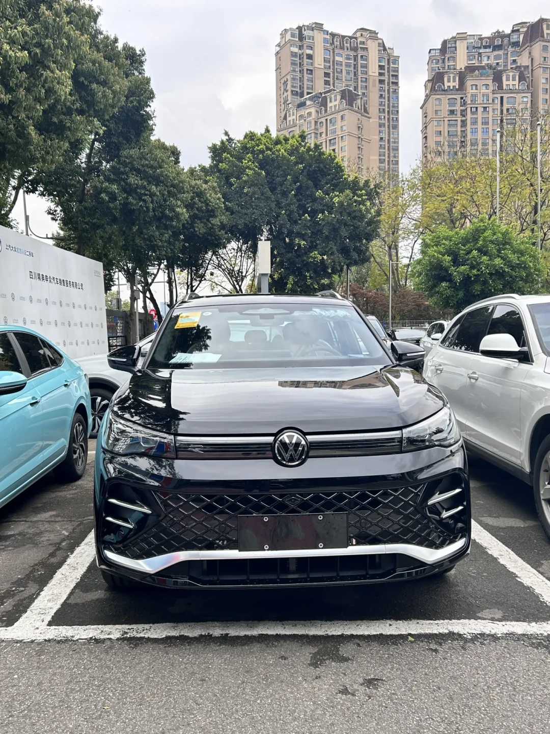 2027款帕萨特Pro一口价13.99万上市:老款清库只要12.85万,这1.14万差价到底买了什么