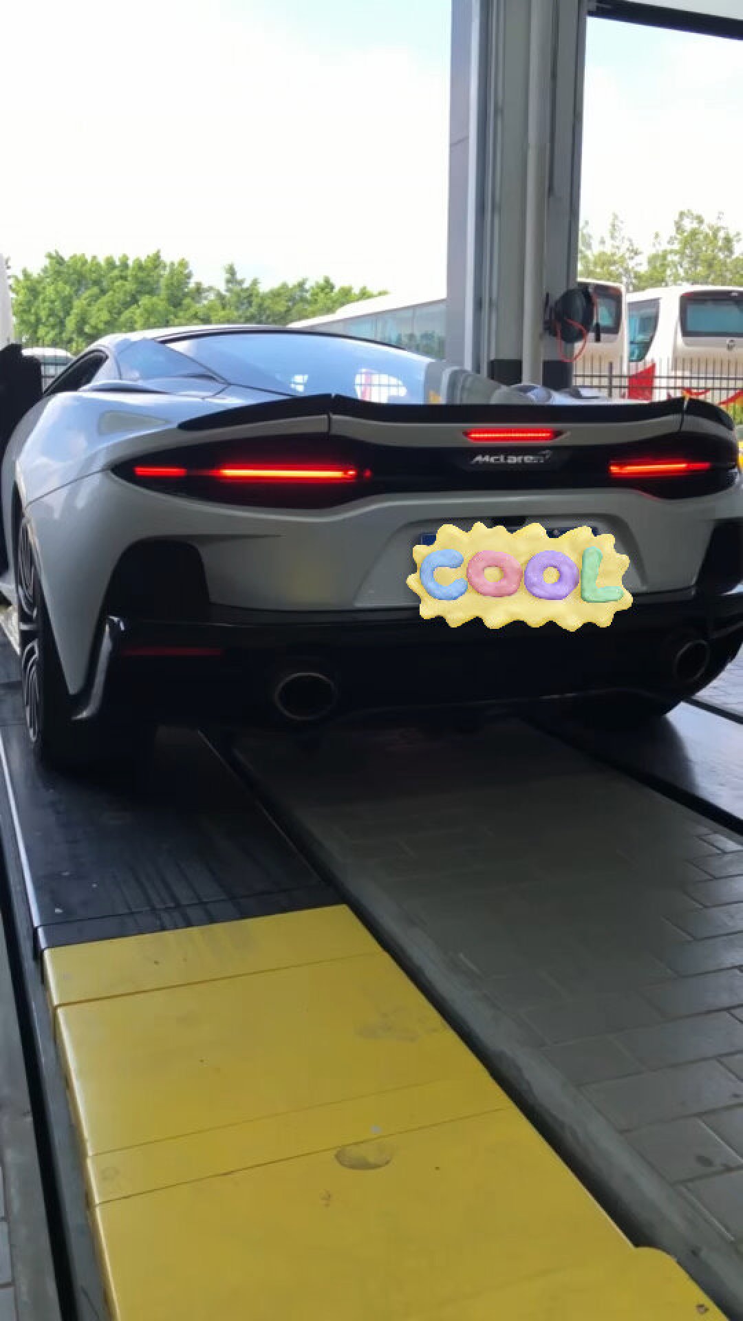 罚1600、扣证6个月、顶格2000:新法三周,五城罚单把