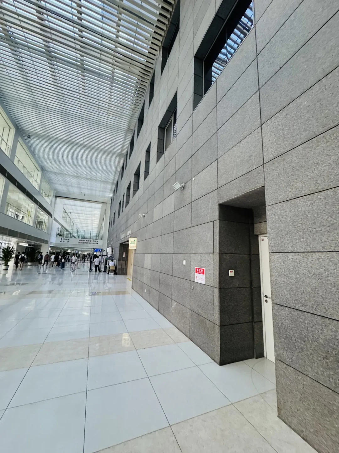 居家注射笔拿下全球首发:阿尔茨海默病这120年的四道弯,决定了你家那一针该不该打