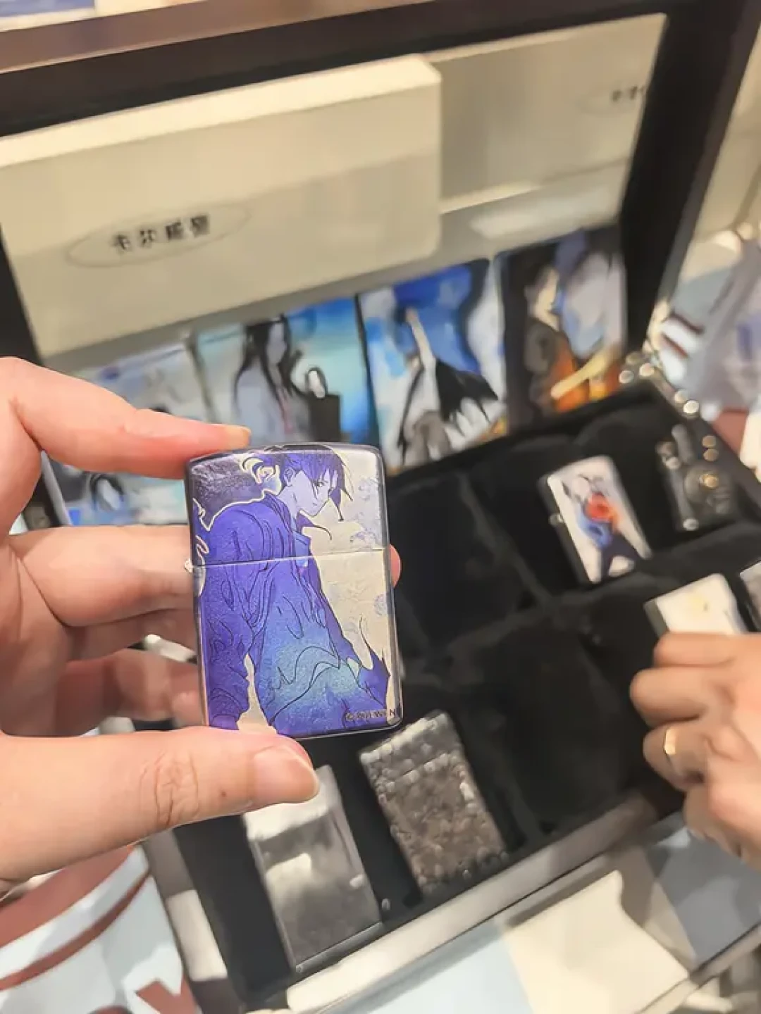 不抽烟的人开始抢打火机：从199元一人之下谷到一万六的NANA编码款，这波联名火机买不买