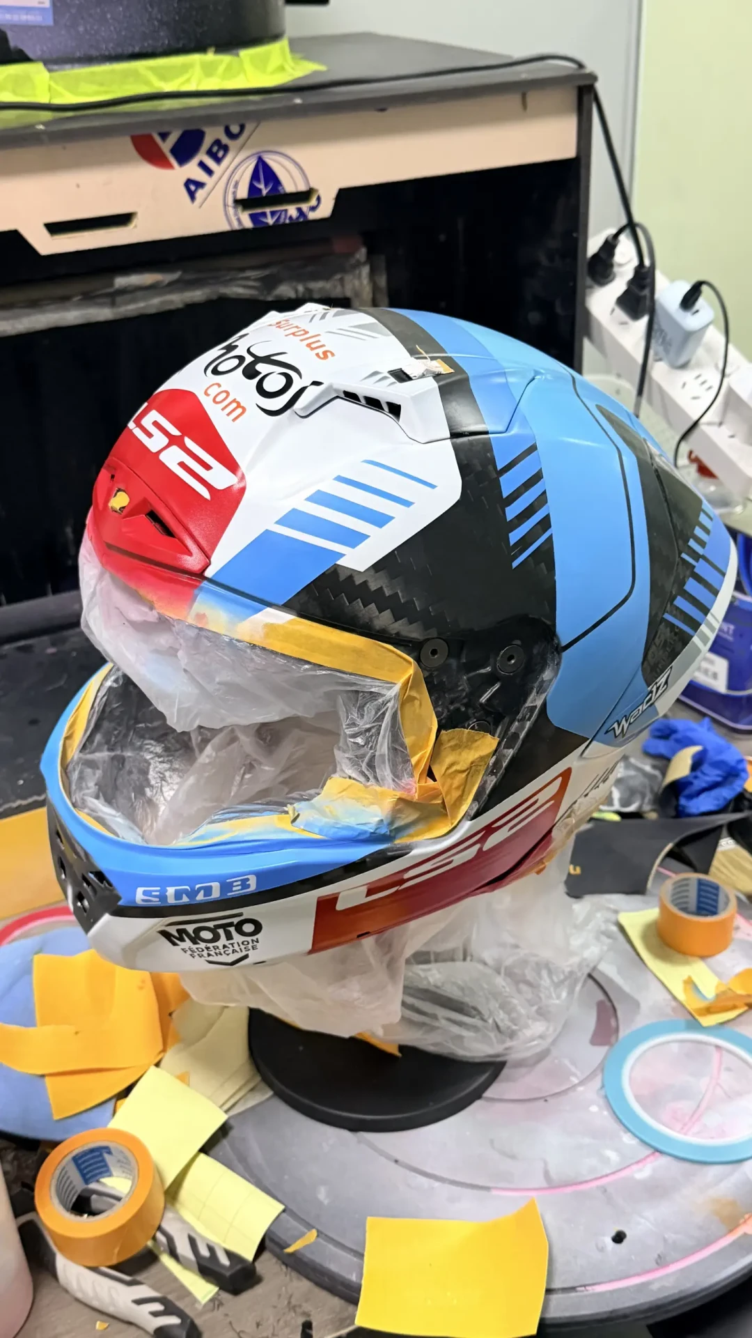 德比斯等了20年的杆位：FF805GP“冠军同款”刷屏，我把版花、认证和闲鱼行情对了一遍