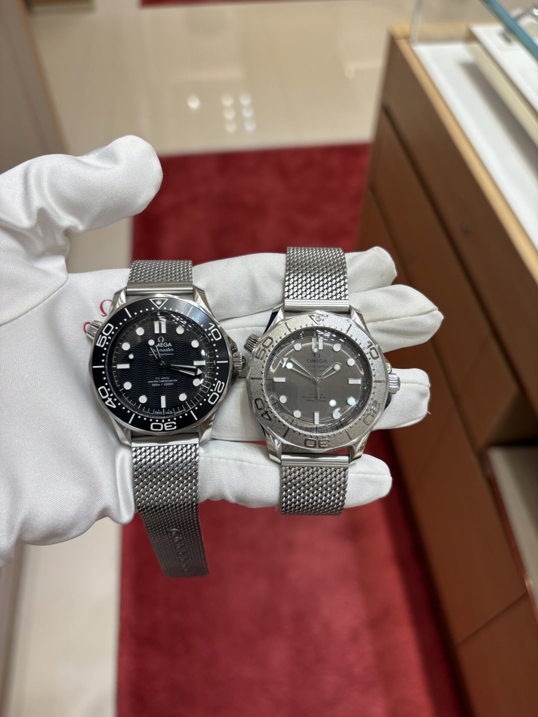 至高7.5折、12倍积分、有人打飞的买卡地亚:双节海南免税买表前,先把这三本账算清