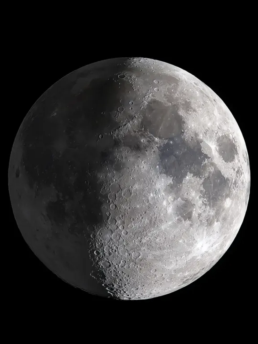中秋月“十七圆”落在27日0时49分:星特朗用户,最圆的晚上别把望远镜对准月亮,对准跟着月亮的那颗土星