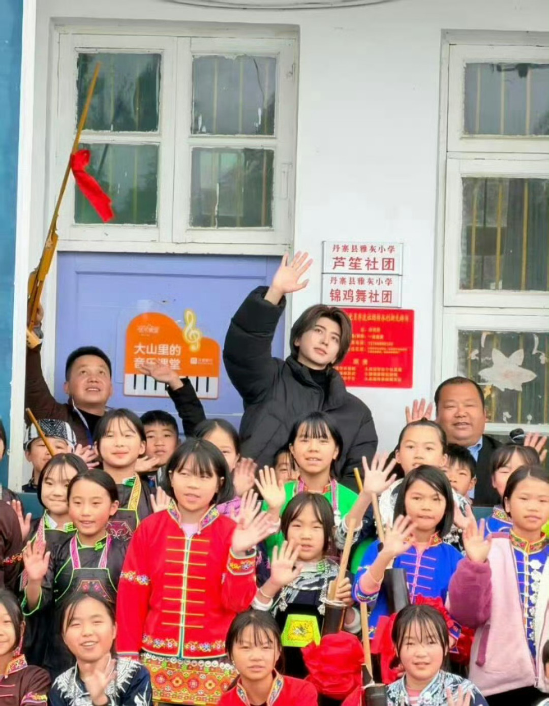 林志颖带着新的