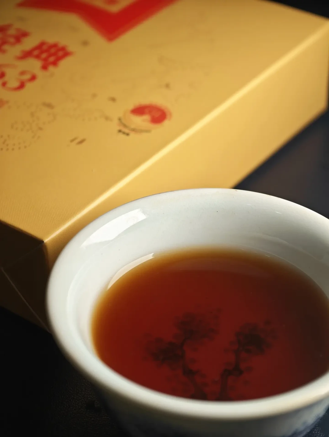 想试下关先囤一堆茶样?这笔账恰恰最不划算