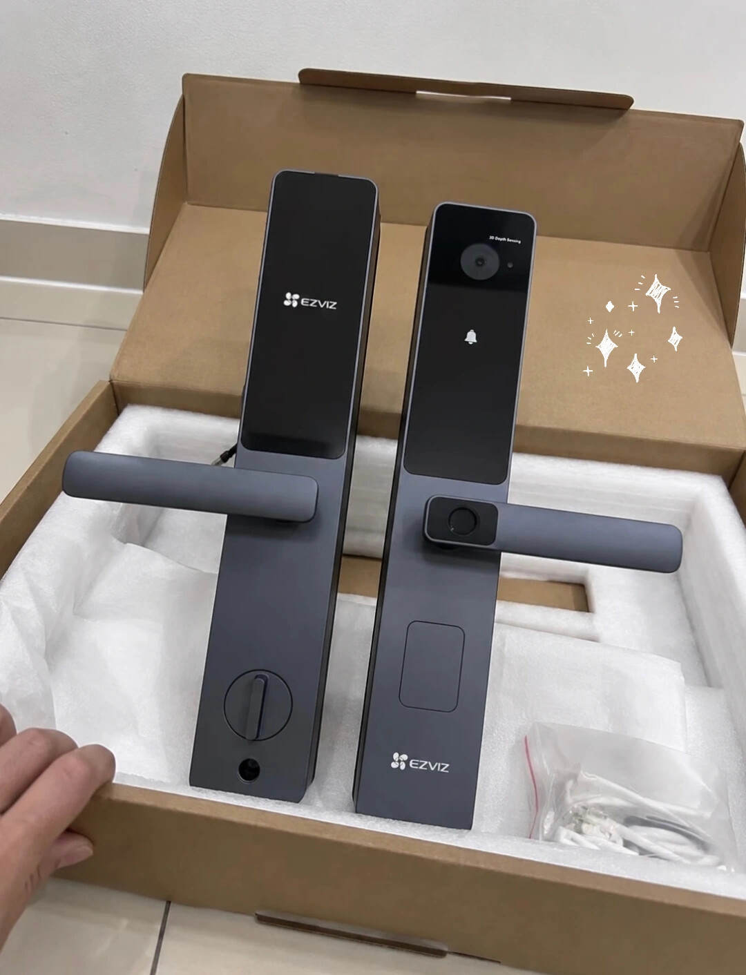 团购800、实体店1550：我把萤石门锁的报价拆成四个子项，发现最容易被坑的从来不是型号
