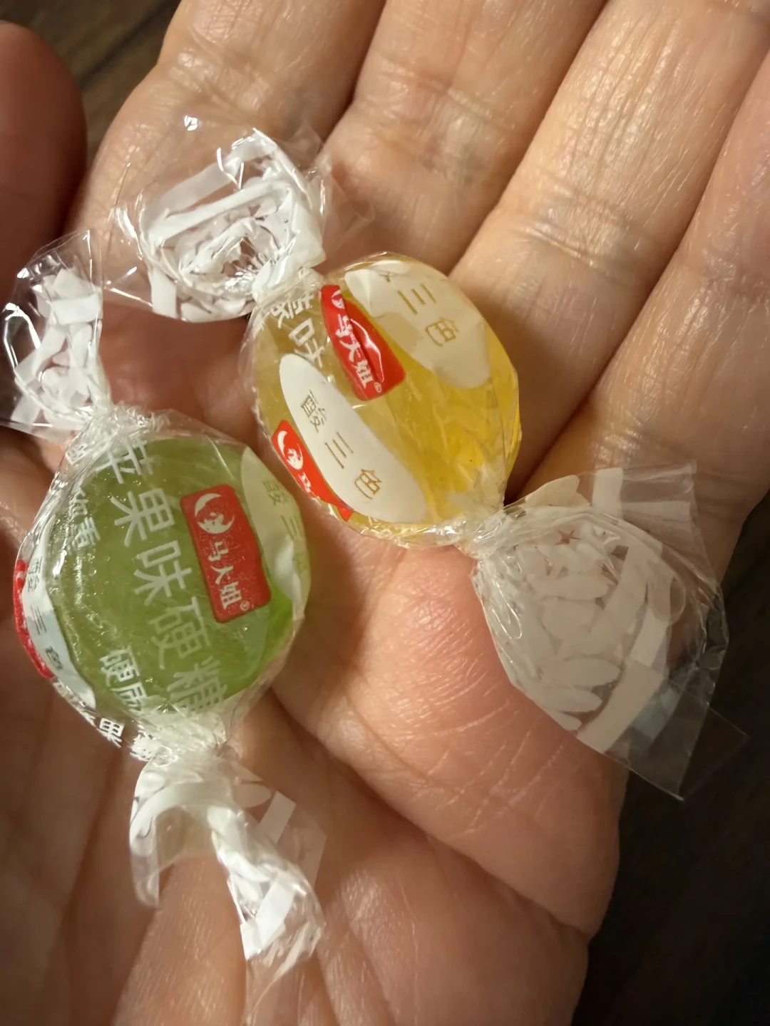 奖励一年可乐刷屏了:值多少钱、有多甜、低血糖到底能不能喝,这篇账先算完再感动