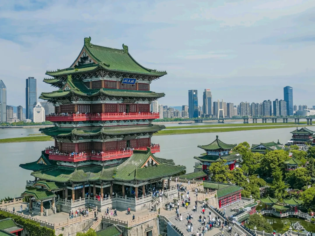 3岁娃在滕王阁闸机刷出