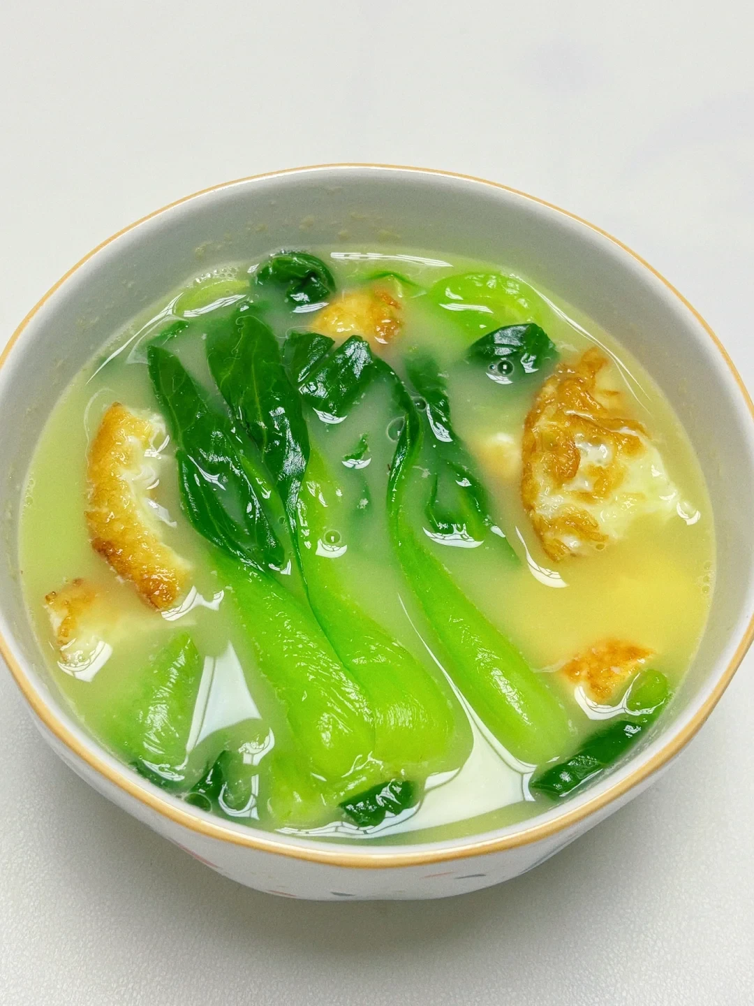 食谱帖被收藏10万次没人吵，「饿了再吃」三个人里就有一个想吵：这桌饮食哲学的钟摆，焦虑吃饭的人先看懂4件事
