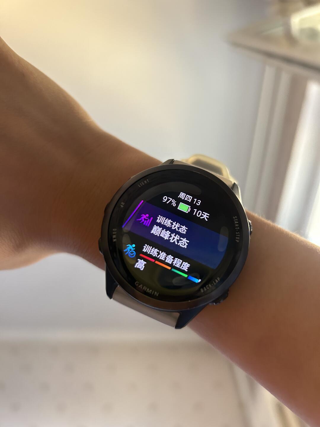华为9月7日、苹果9月9日开发布会：跑手表超周撞上秋赛马季，冲PB的别急着换主表