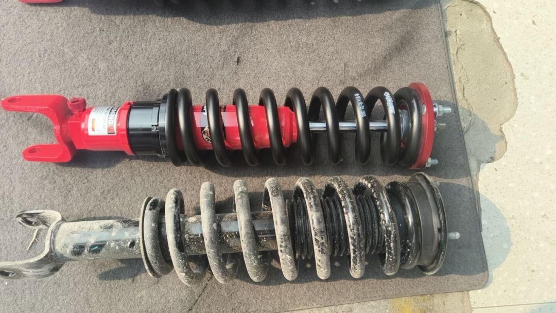 搓板路上70码比40码“更稳”?减震的热衰减不认车:十一进藏疆前,先把换减震这事想明白
