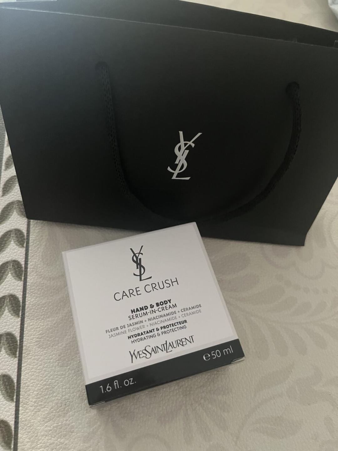 官宣刷屏的YSL「偏心护手霜」，我把140到500元的报价全数了一遍：教师节前，这钱卡在最尴尬的价位