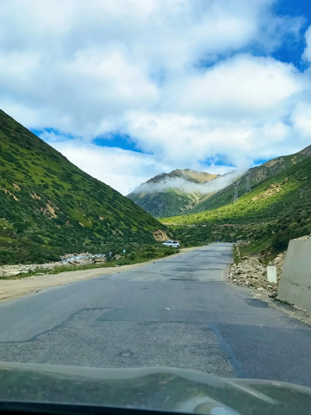 9月8日晚芒康至拉乌山段还在单边放行6小时:对完8到9月20多条川藏线计时实录,国庆13天自驾进藏要几天,得倒着返程日期算
