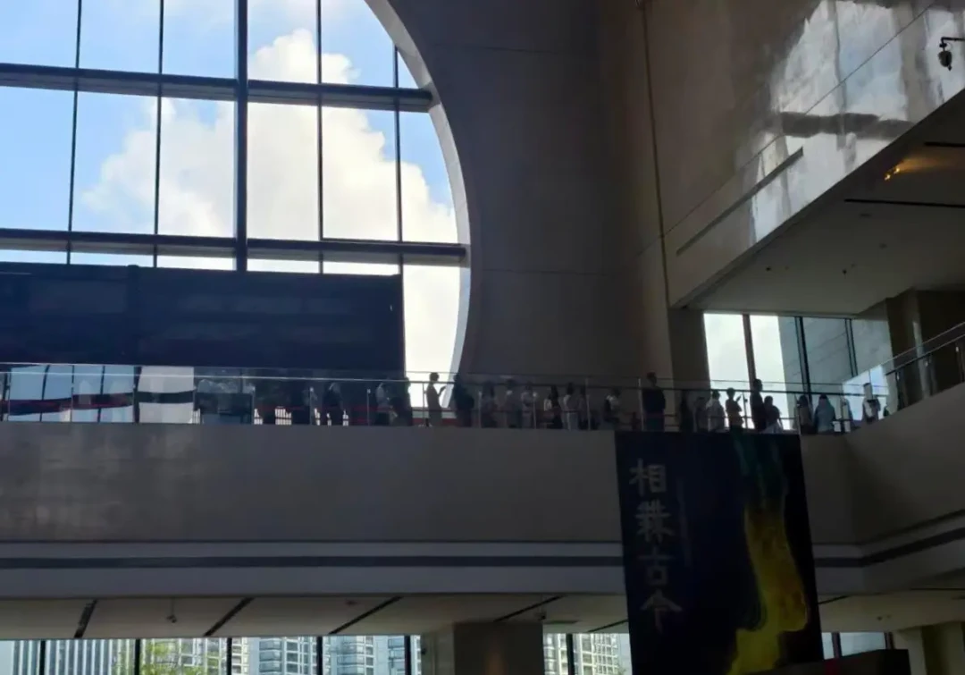 付了88元还在门口被拦:《韩熙载夜宴图》撤展倒计时12天,最后两个午夜场只能这样看