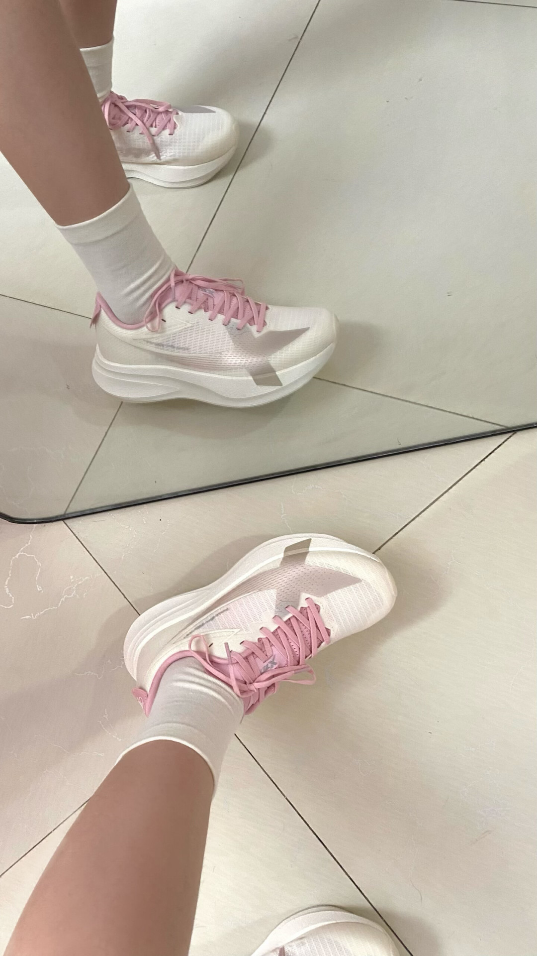碳板鞋被央视点名