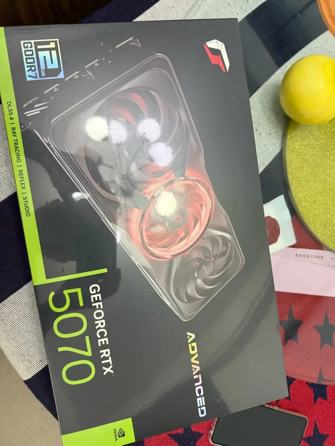 同一块RTX 5070,从9月9日起有两颗芯:GB203变体随驱动现身,规格屏蔽43%——新卡到手前,先弄清三件事、做对三件事