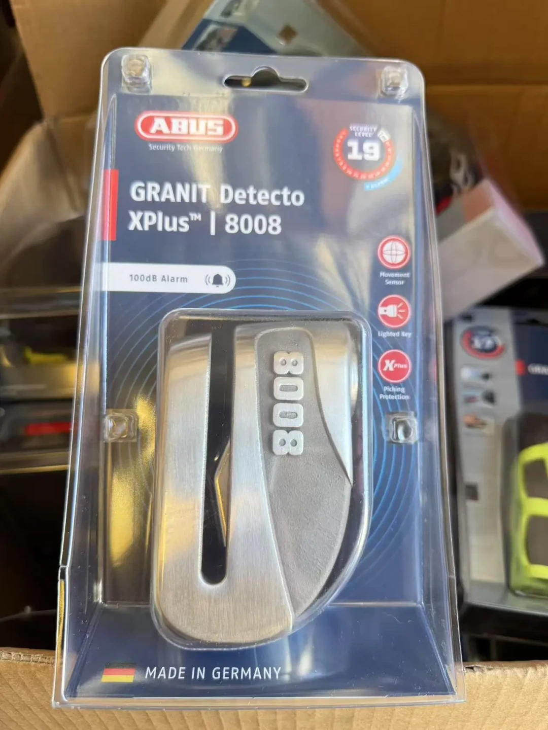 21万杜卡迪在小区被货拉拉