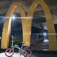 3k多的碳三刀都舍得、200块的高压胎却舍不得？对完三派改装帖、406对451实测和拆车件行情，我把大行20寸车的改装钱该先花哪儿排清楚了