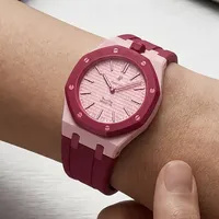 通宵排队、粉色炒到12000、299的假货已经泛滥：AP×Swatch联名发售四个月，这只