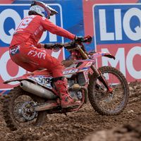 MXGP上海站周五开跑：亚洲唯一分站、百年首个中国厂队、第六冠来主场——三天怎么挑、看台怎么坐、免费路线和联票的坑，我排成一篇