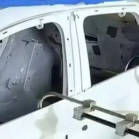 点喷150、一面280、全车3000，但卖车可能掉两成：老车做漆，先看漆膜仪数值和焊接边界再决定