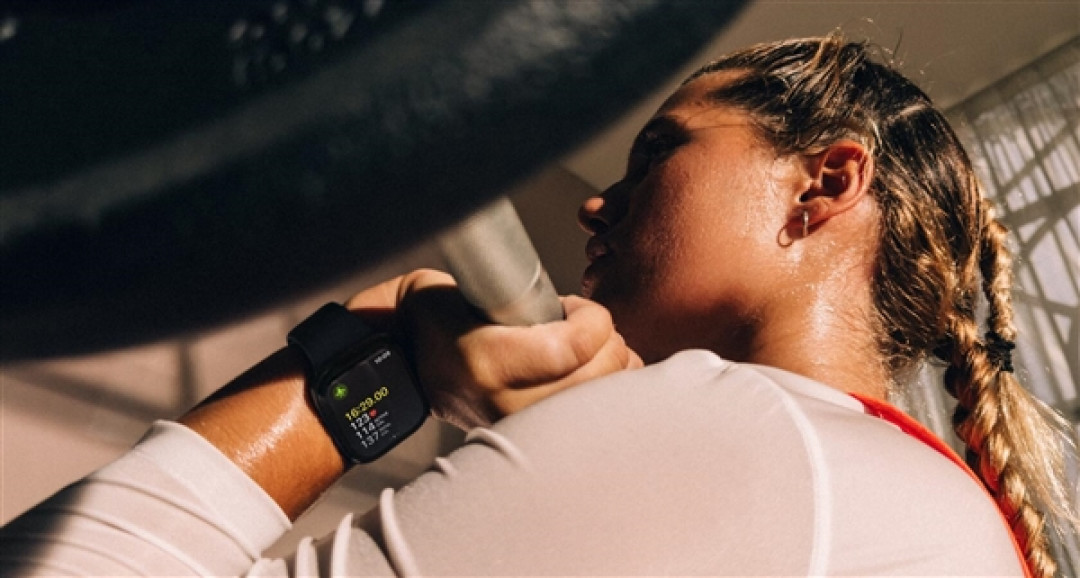 Apple Watch Series 12发布:首发全新健康感测系统 2999元起