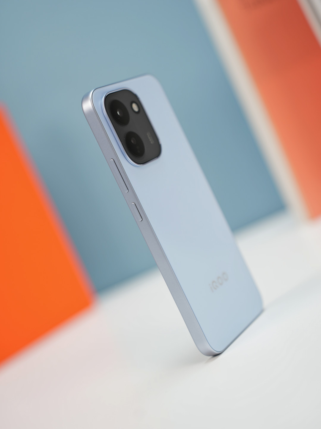 同一台 Y600 Pro 标出 1999、1699、1499、1486 四个价：开学季给娃买 vivo，先看清 Y600 Turbo 其实是 Z11 换皮——2000 元内购机矩阵一笔摆完