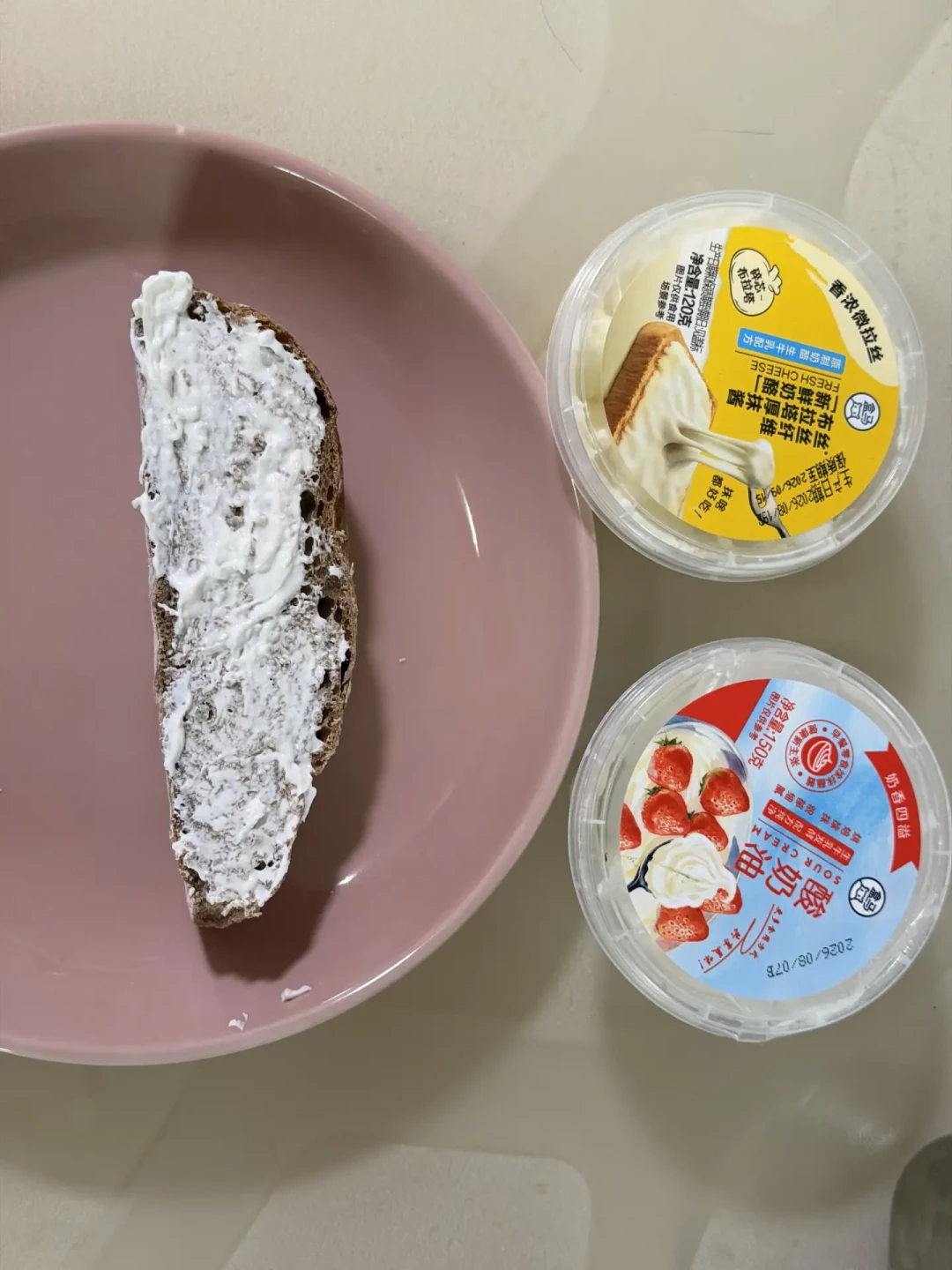 茅屋奶酪风:一盒“3种配料”的奶酪,蛋白质单价是牛奶的3倍,动手或下单前先把三笔账算清