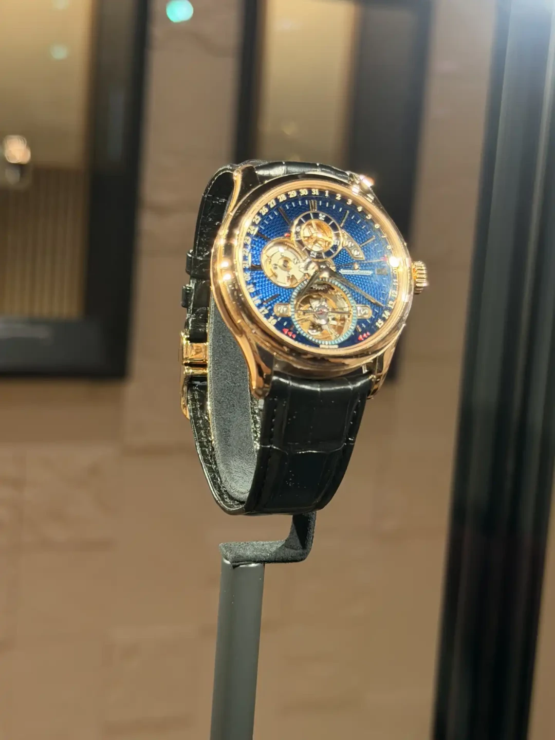 积家「匠艺之谷」大展今天在张园开幕：明星生图刷屏，表友真正该预约的是这四个篇章