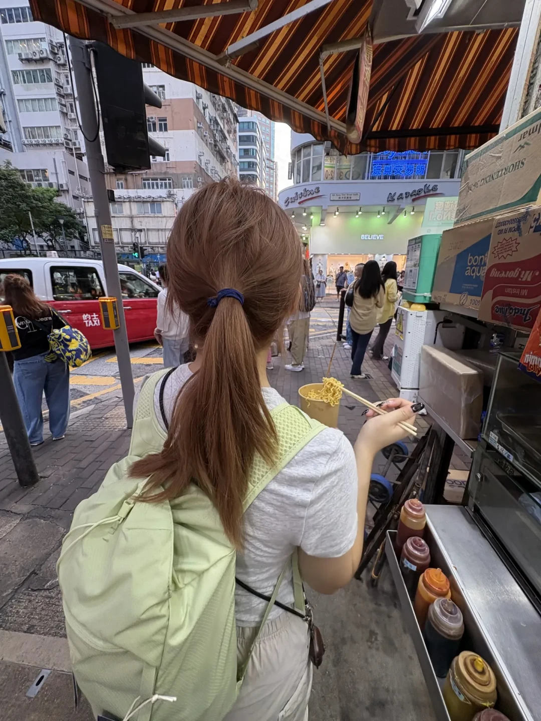 为梗入坑的人，最后都卷进了小鹰的