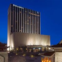 长白山悦华"没厕所"刷屏之后：国庆想住两三百的"万达"，先花两分钟核对这三件事