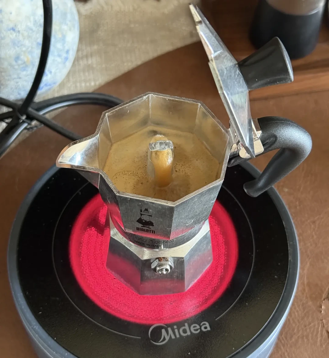 早上那壶比乐蒂,晚上还你半宿睡不着?我把