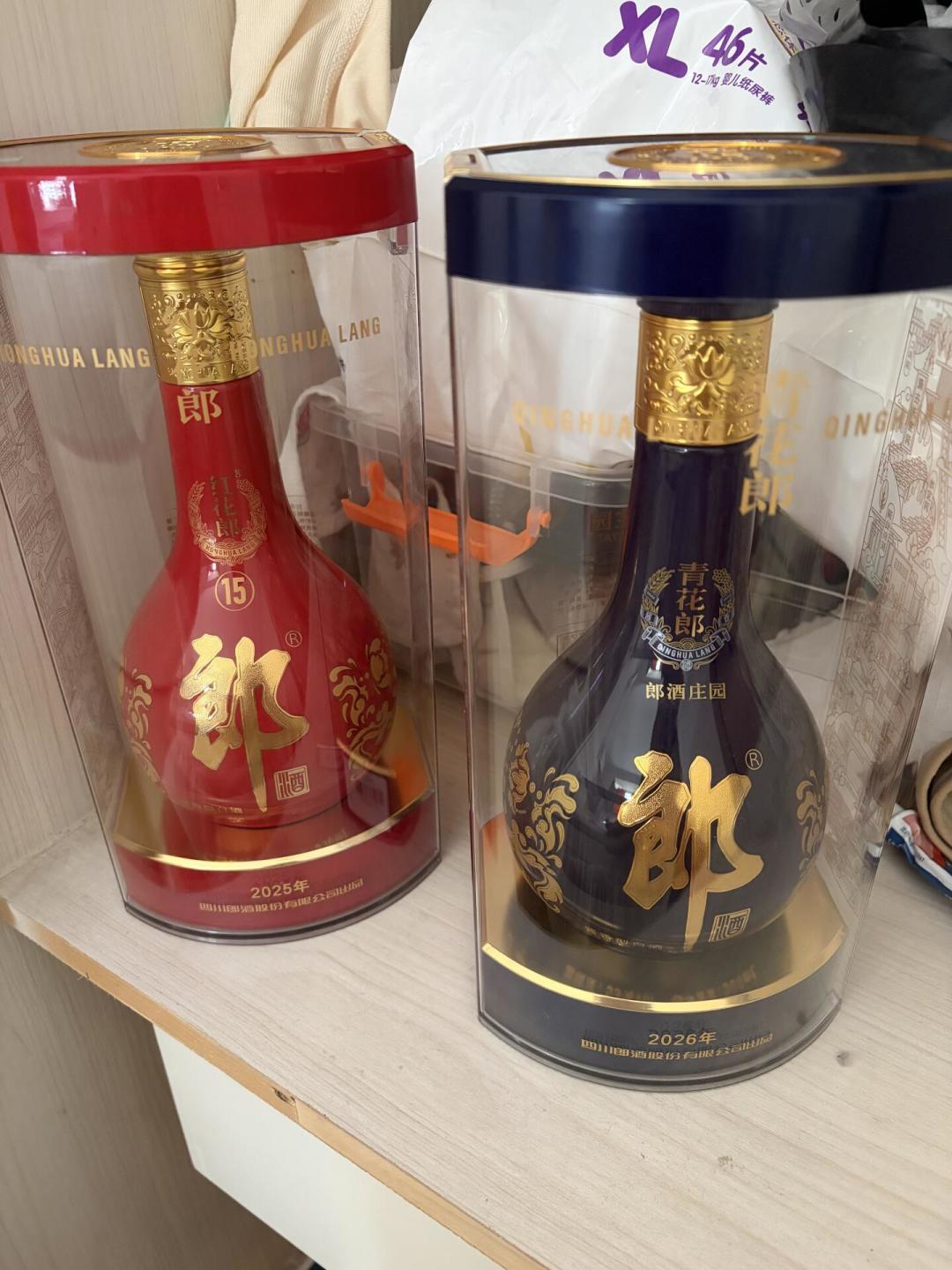 周岁封红花郎、封青花郎成了全国模板:同样三瓶,有人1430配齐有人花1914,给娃封酒前,三件事先定死