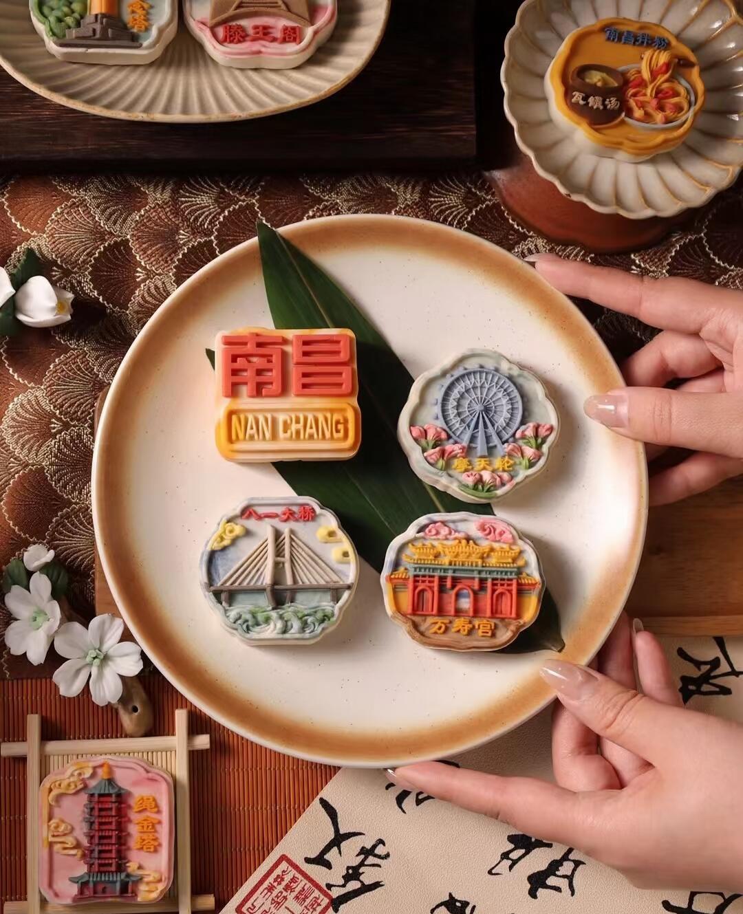 南昌把滕王阁刻进月饼火了:中秋前16天,这三笔账没算清先别下单