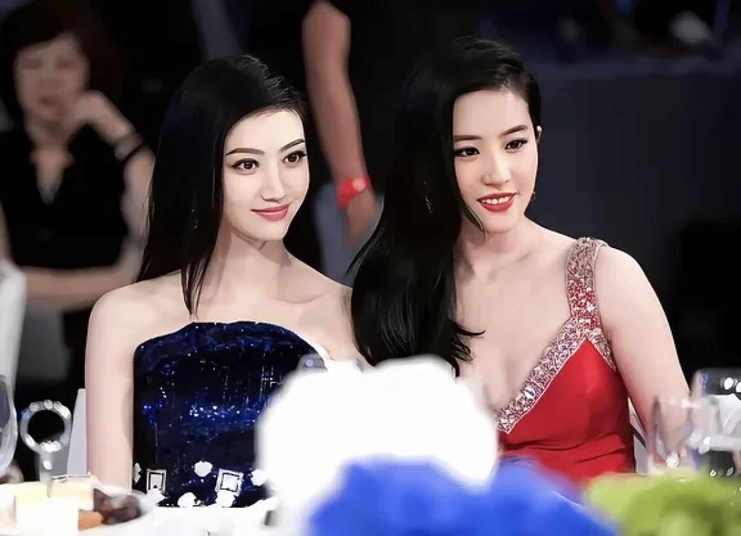 这阵子全网都在自称