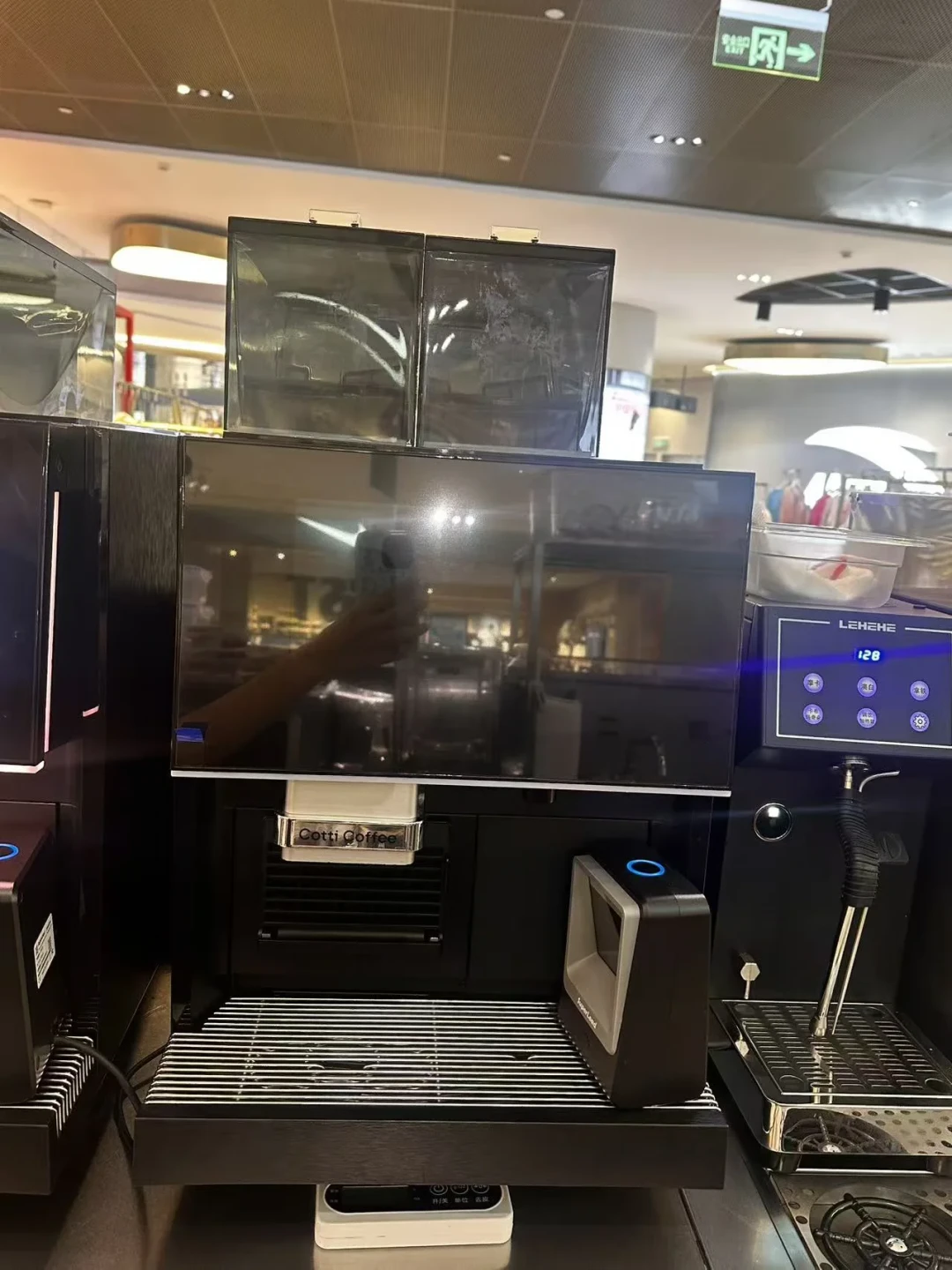 1100买、650挂、还是没人接:入手机二手全自动咖啡机前,先看看那根奶管里面
