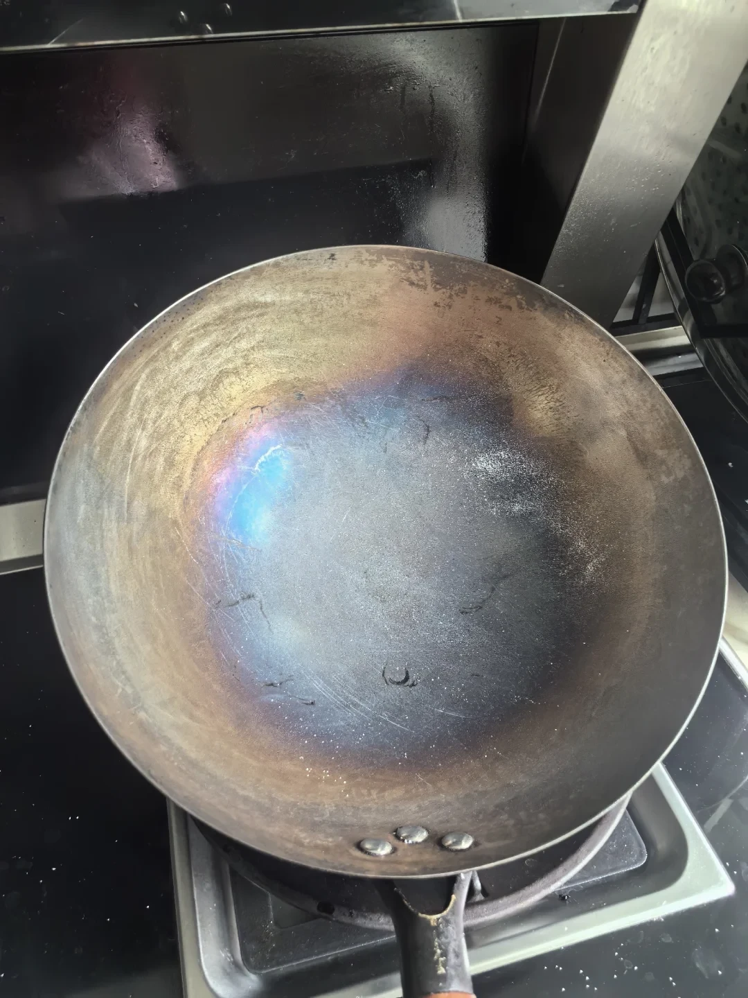 一口臻三环,折在西红柿炒蛋上:对完全网15个翻车案,烤蓝防的是运输,不是你家的灶台