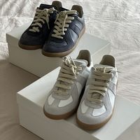 德训鞋这波最大的坑不是价格，是名字：从169到5000+，先分清血统和渠道再掏钱