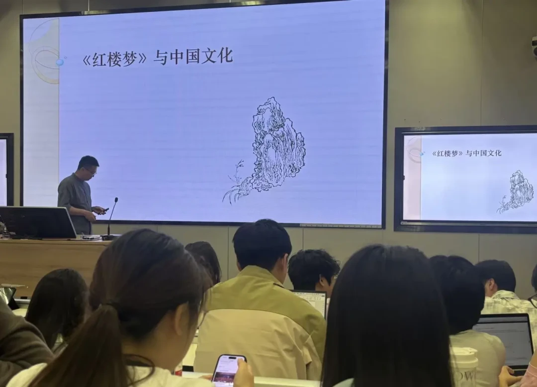 新学期大家都在