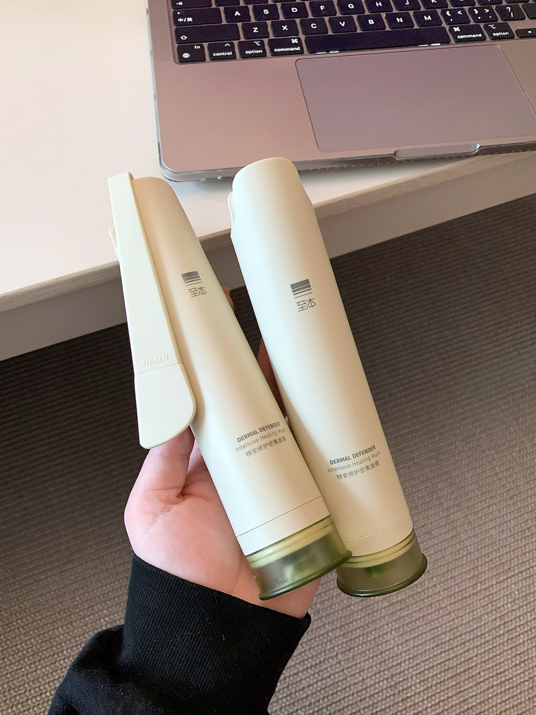 刷酸、清洁面膜、修护面膜挤在一周,脸先扛不住?入秋知乎那个提问,点破了特殊护理的3个间隔数字