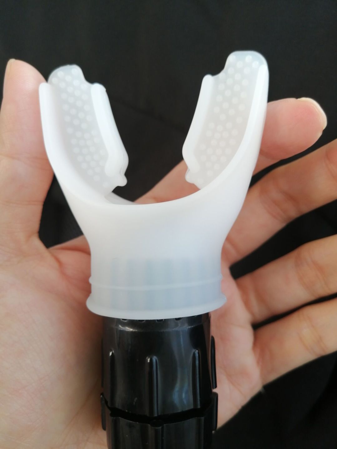半年刷屏的呼吸训练器：视频上传13分钟就有了“坚持一周”的评论，跑步的、唱歌的、生完孩子的，买的根本不是同一个东西