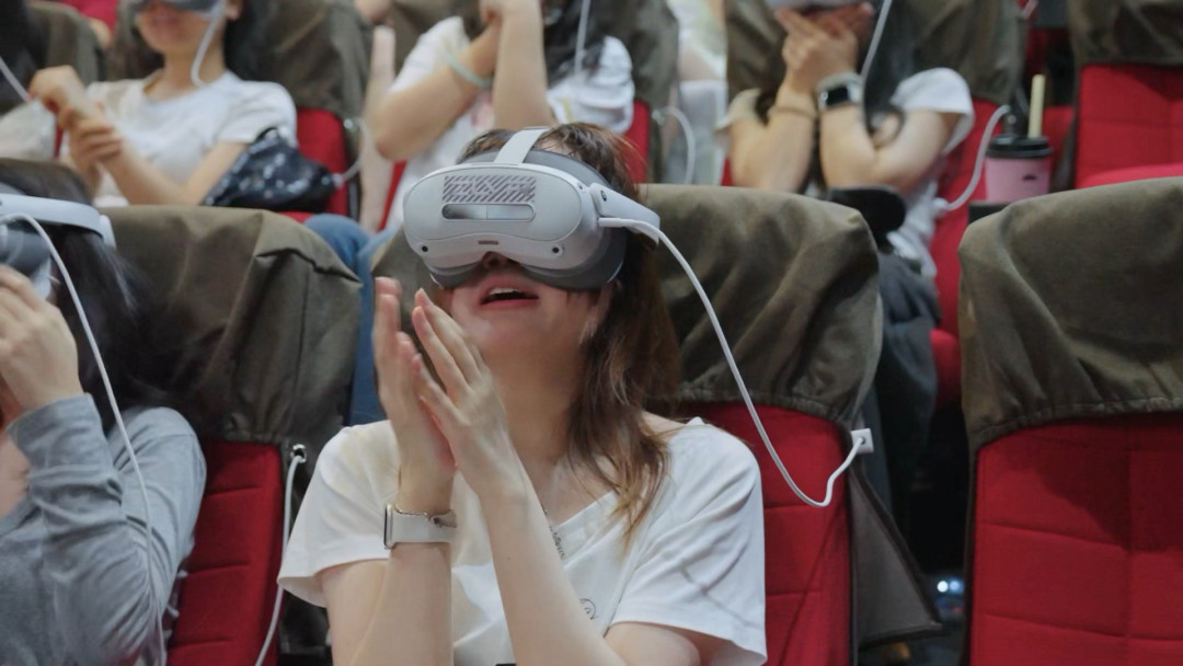 11秒秒没：179元看40分钟张杰鸟巢VR秀，今天开抢的这波人到底在赌什么