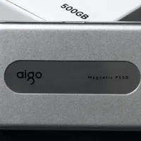 iPhone 18 Pro绝佳存储搭档，aigo PL50大果盘拒绝苹果“扩容税”
