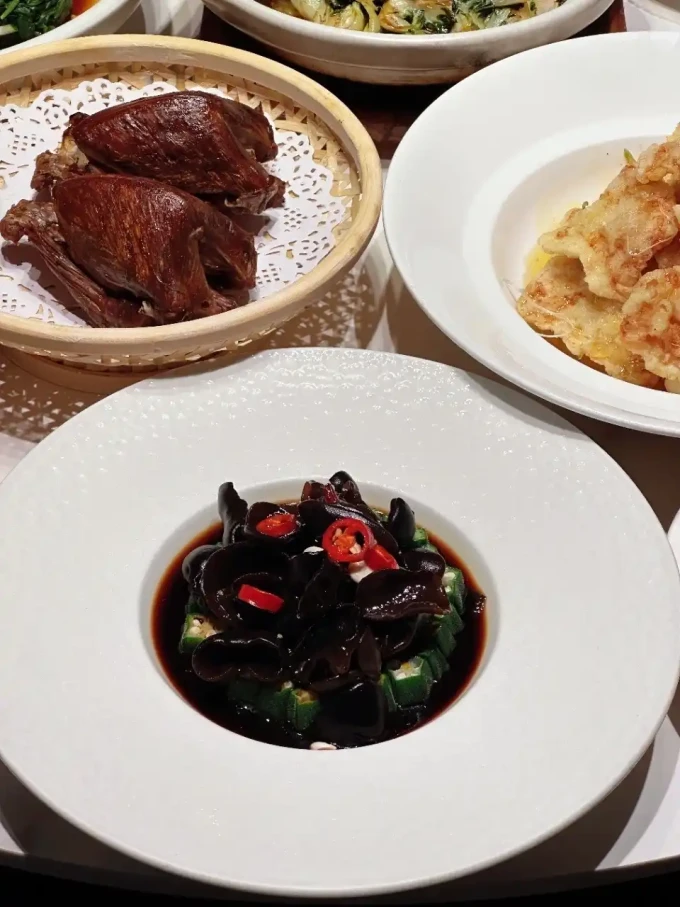 聚会餐饮